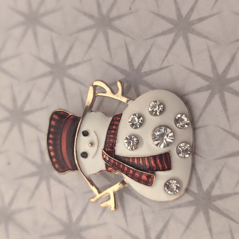 Snowman Pin
